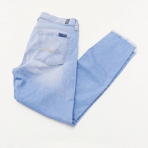 7 For All Mankind Cropped Gwenevere Light Wash Denim Jeans SZ30 - Picture 4 of 9